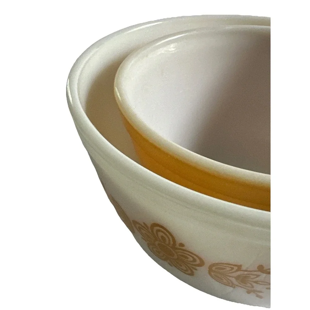 Vintage Pyrex Butterfly Gold 401 402 Nesting Mixing Bowl Set White Milk Glass